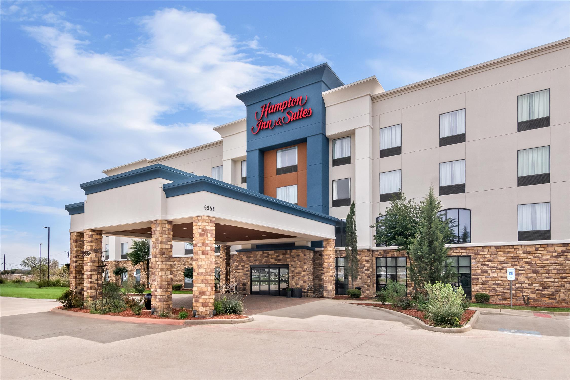 Hampton Inn & Suites Fort Worth/Forest Hill 2