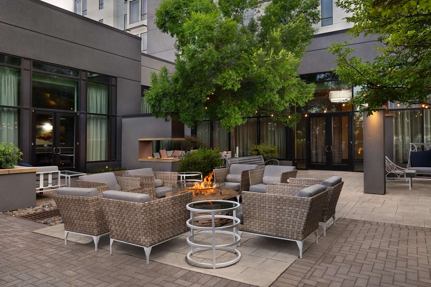 Embassy Suites by Hilton Knoxville West 2