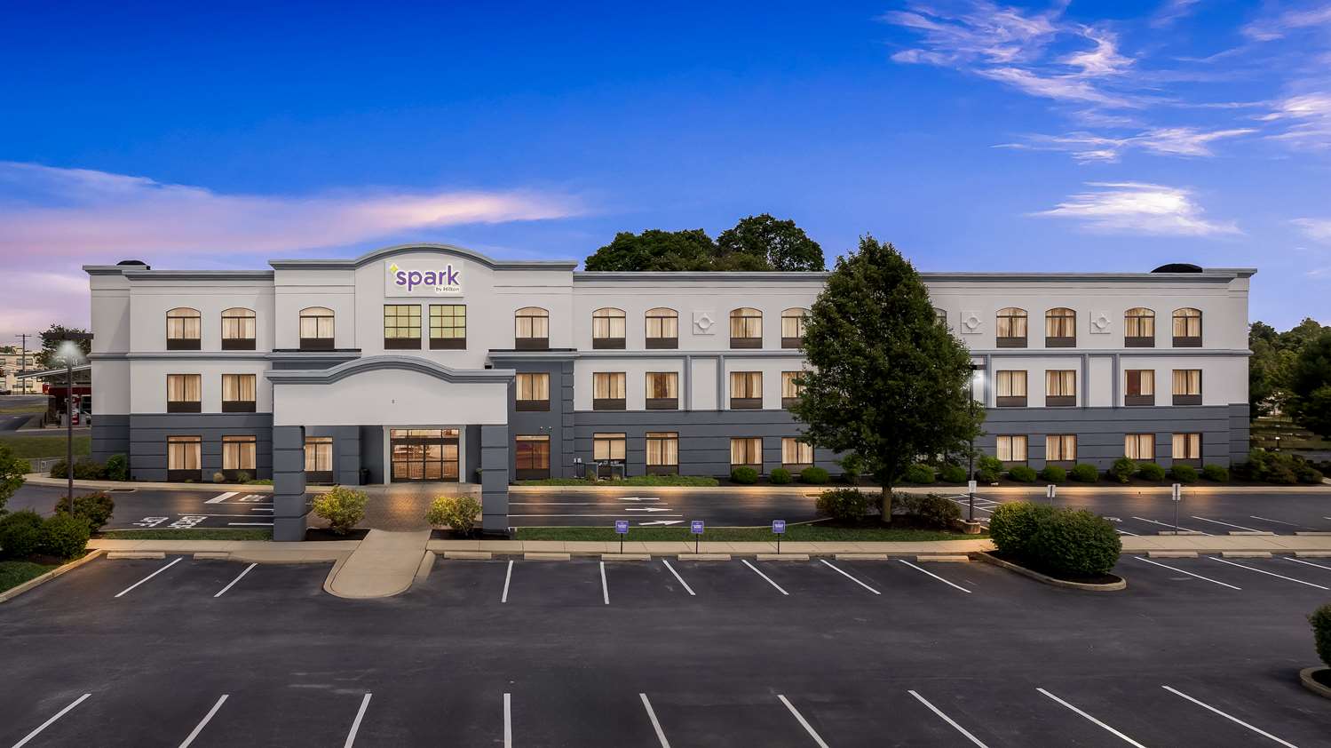Spark by Hilton Lancaster Dutch Country 2