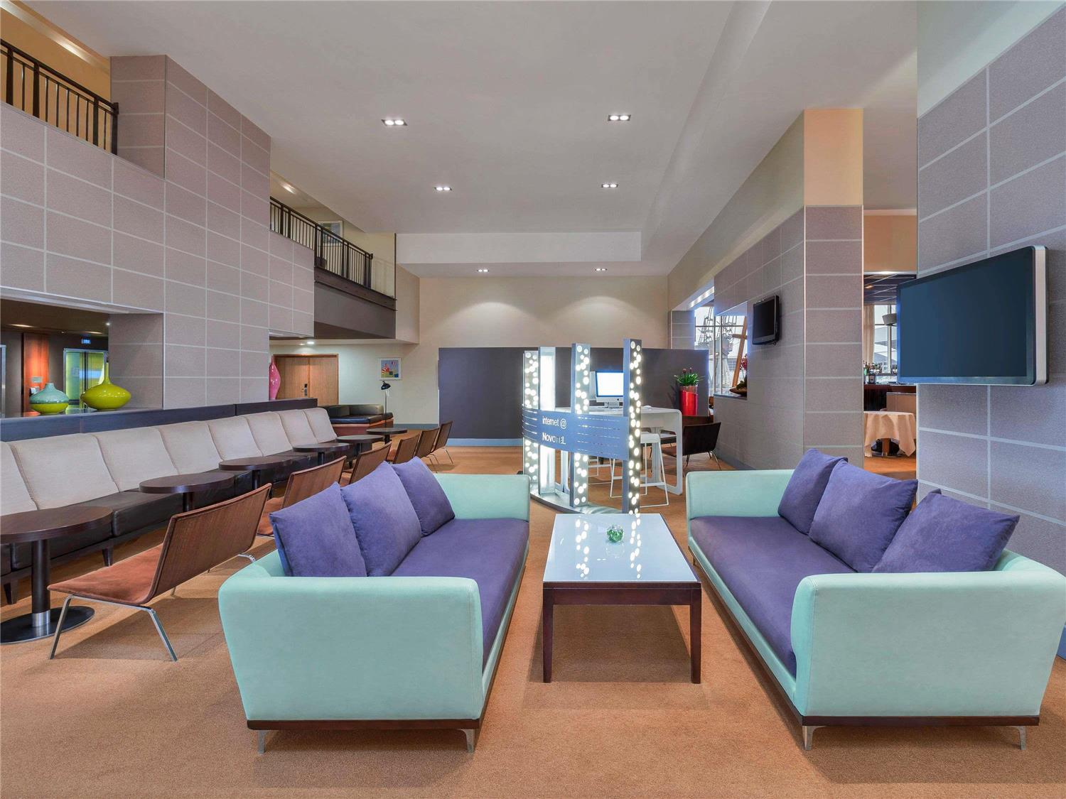 Novotel London Excel 1