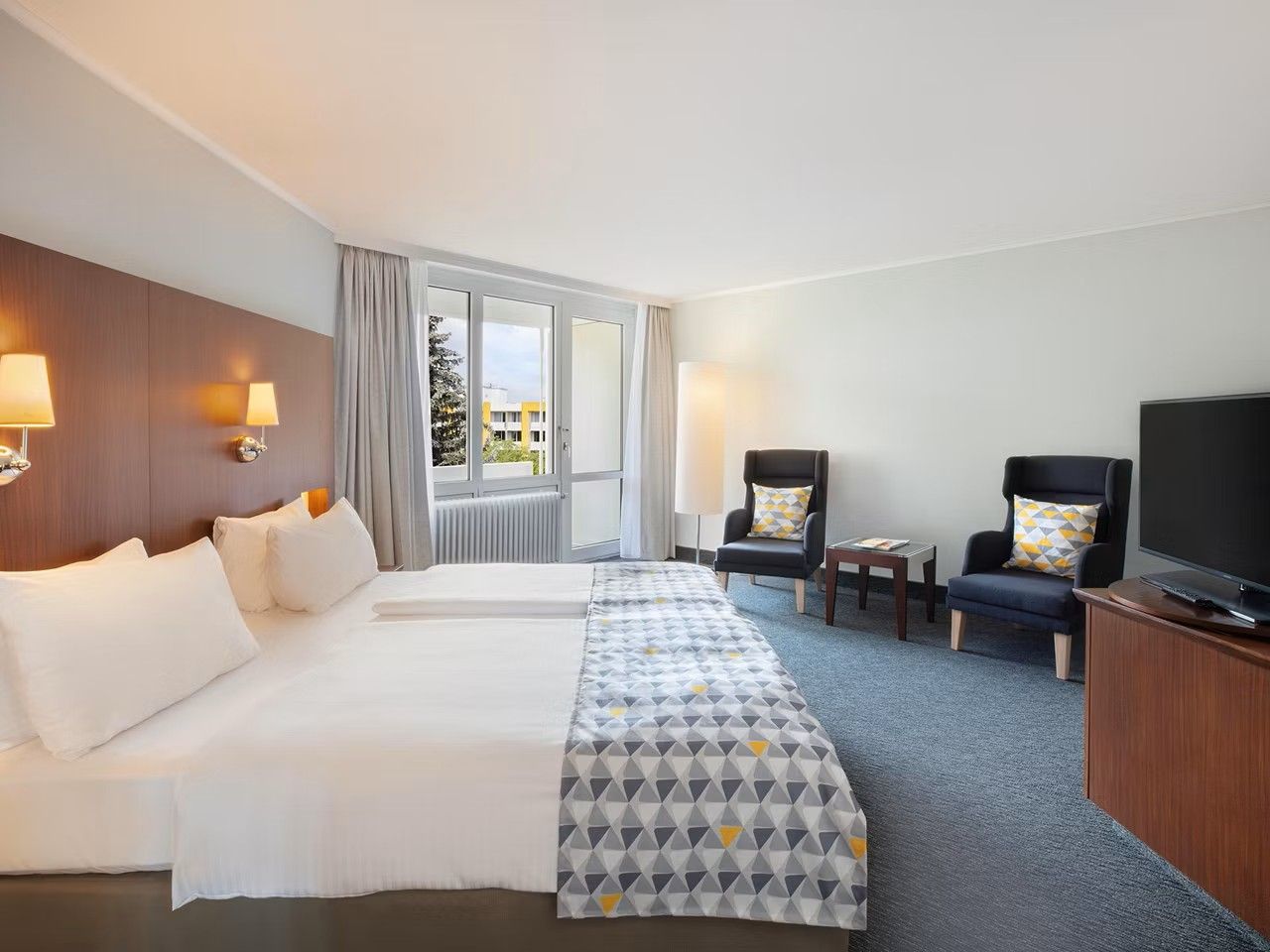 Premium  King Room with Balcony
