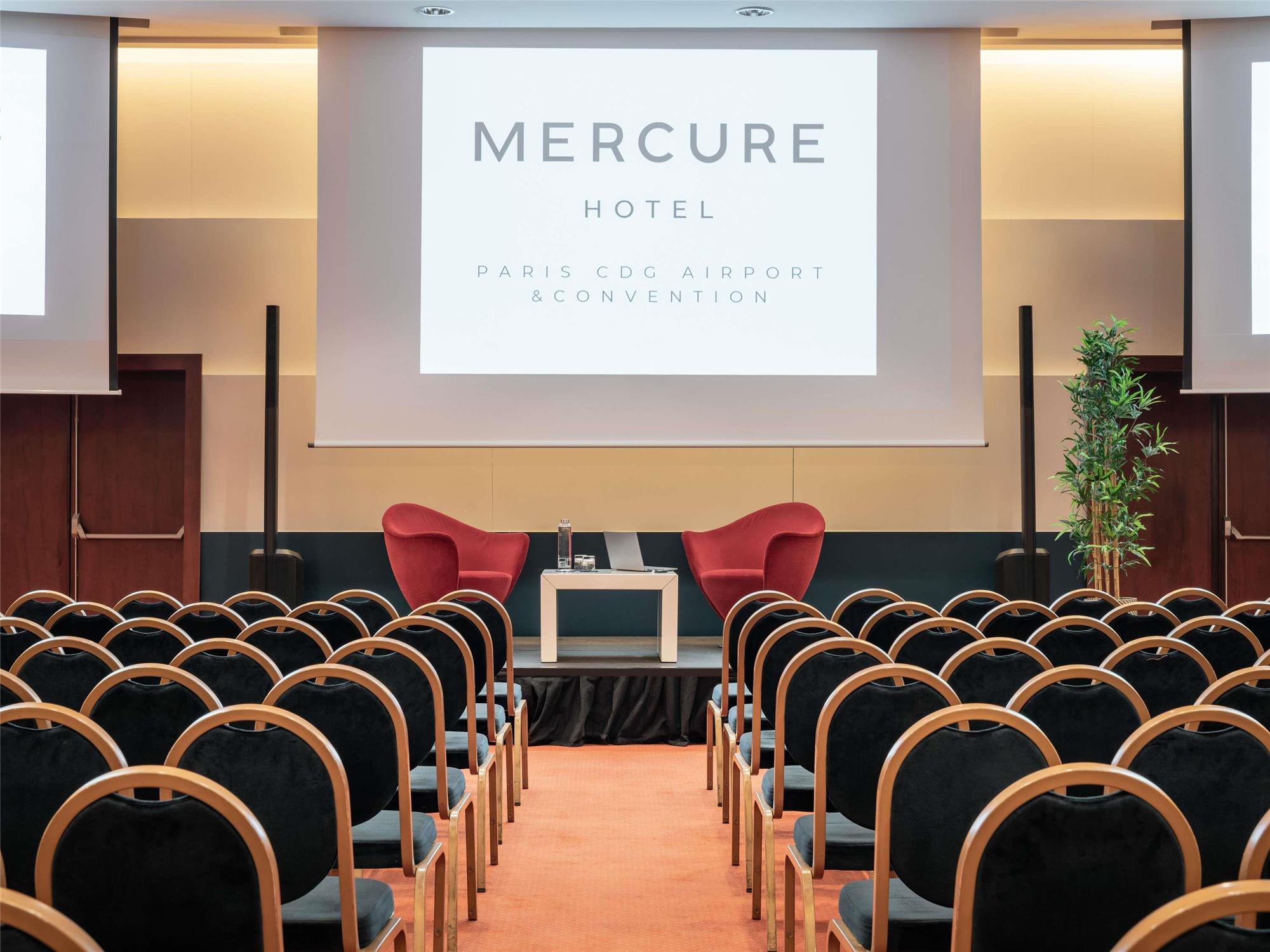 Mercure Paris CDG Airport & Convention 1