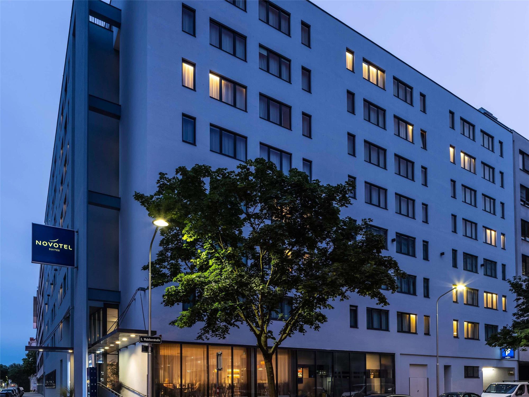 Novotel Suites Wien City Donau 1
