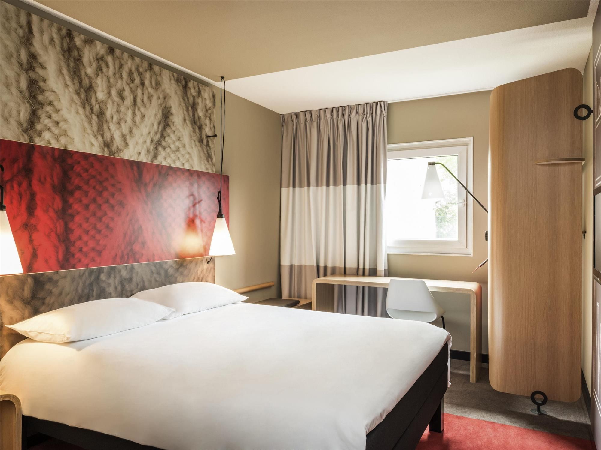 ibis Honfleur 1