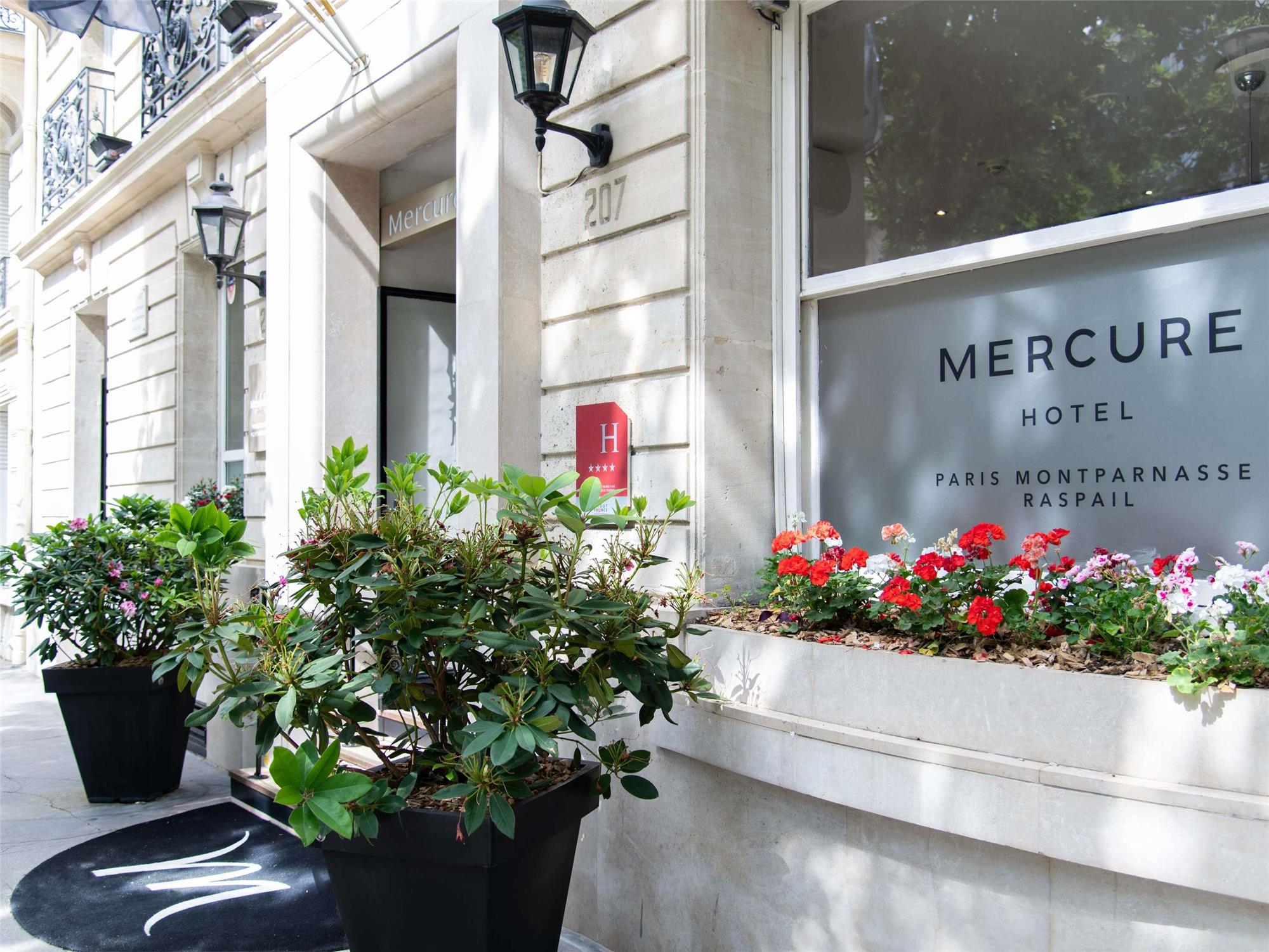 Mercure Paris Montparnasse Raspail 2