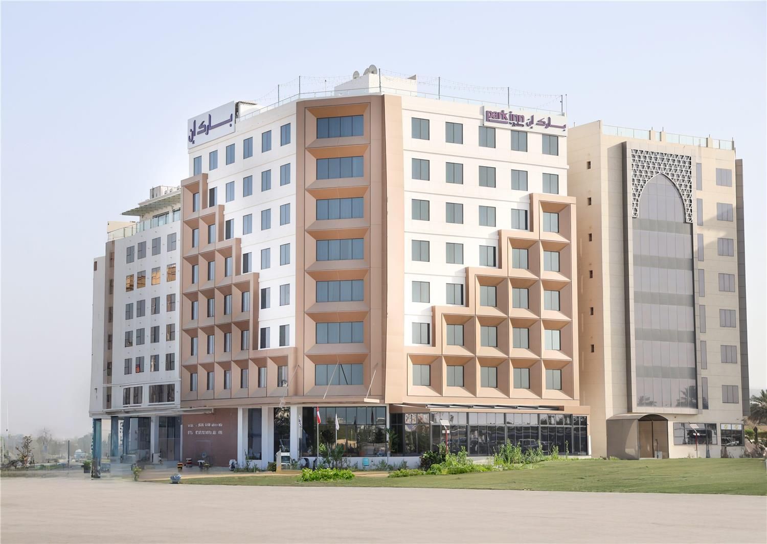 Park Inn by Radisson Muscat 2