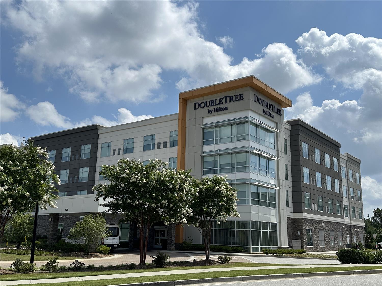 DoubleTree by Hilton Greenville Woodruff Road 1