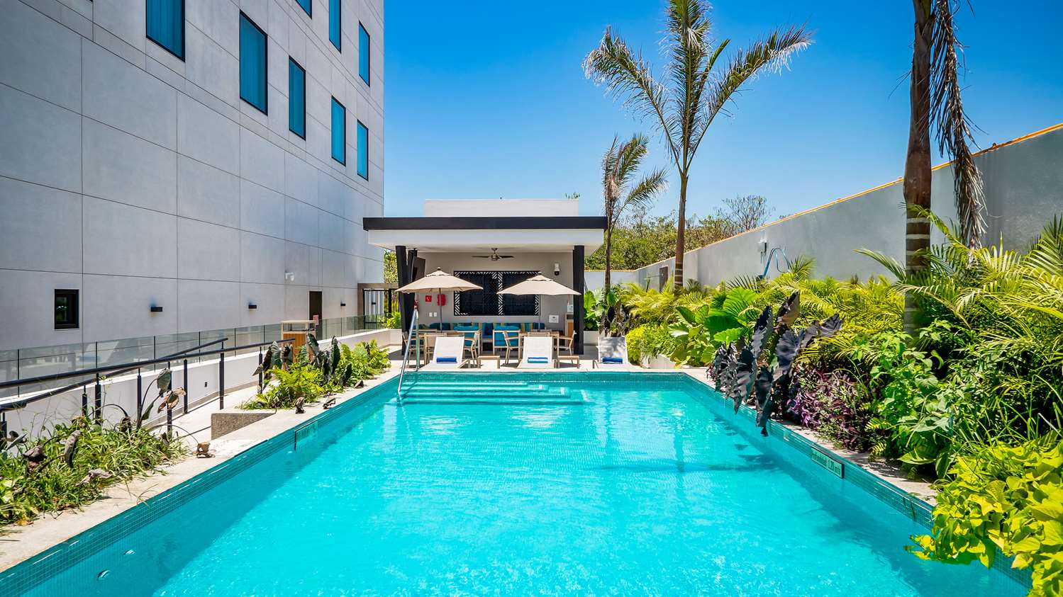 Hampton Inn By Hilton Nuevo Vallarta 1