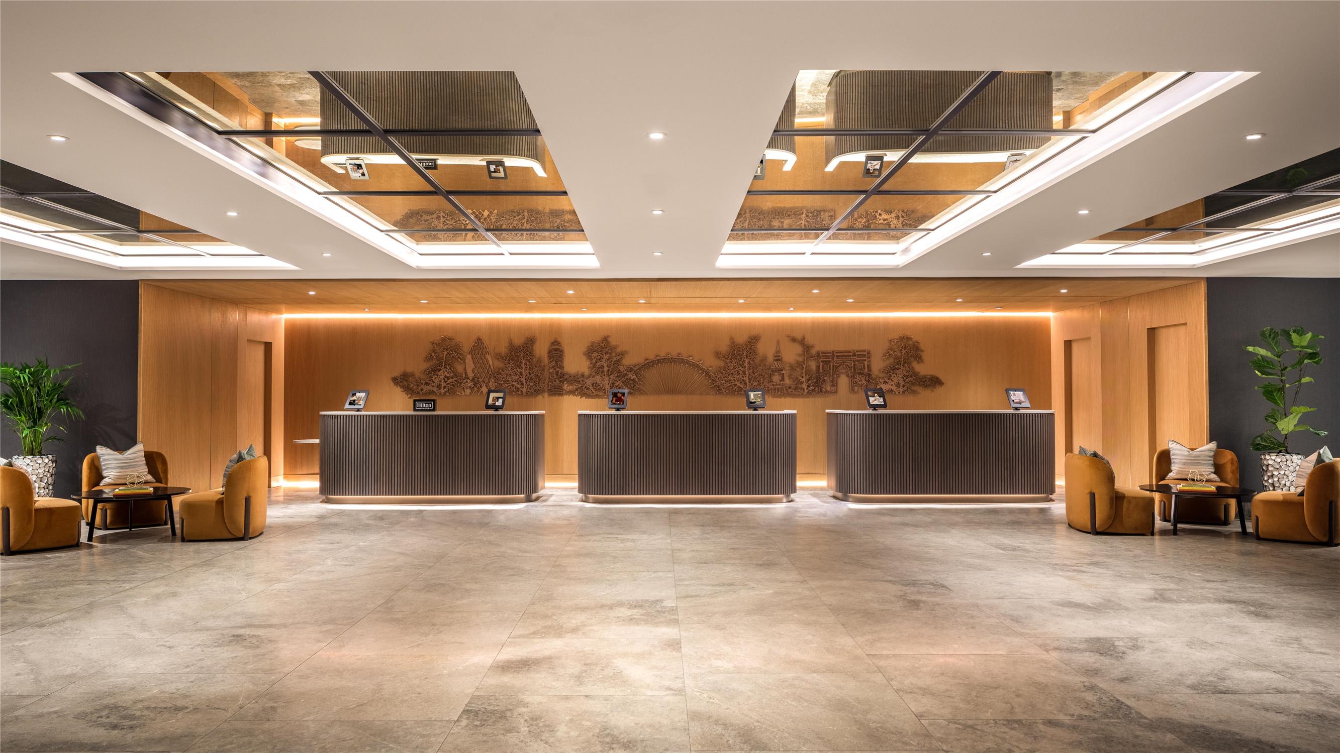 Hilton London Metropole 1