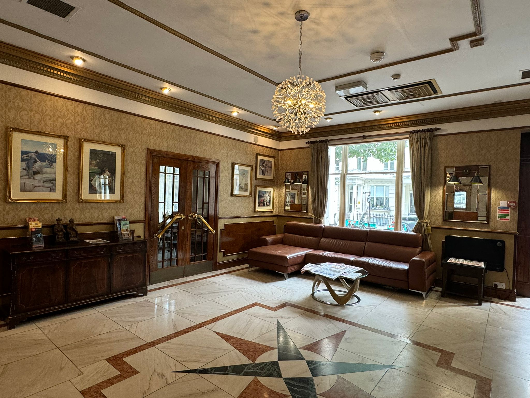 Berjaya Eden Park London Hotel 1