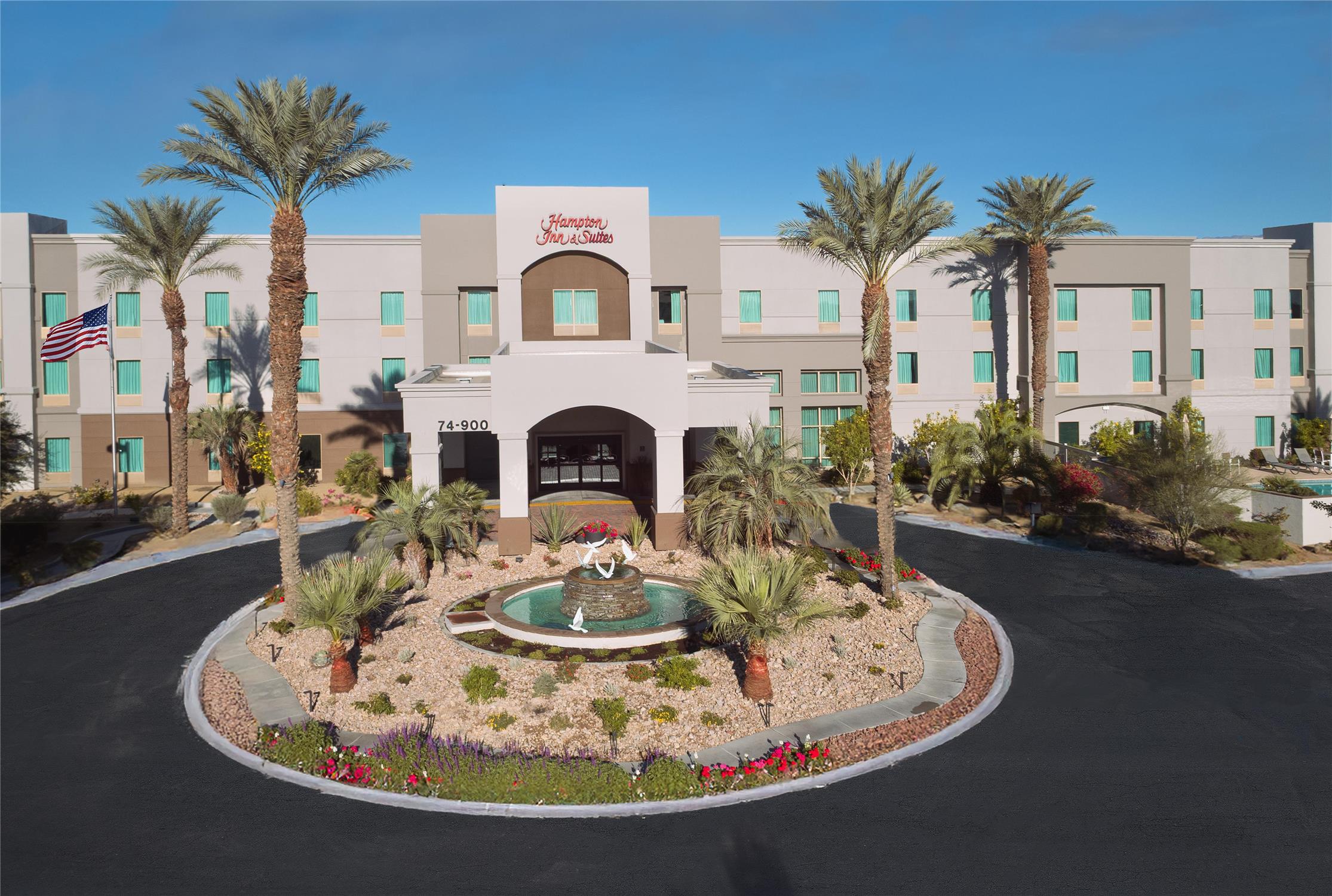 Hampton Inn & Suites Palm Desert 1