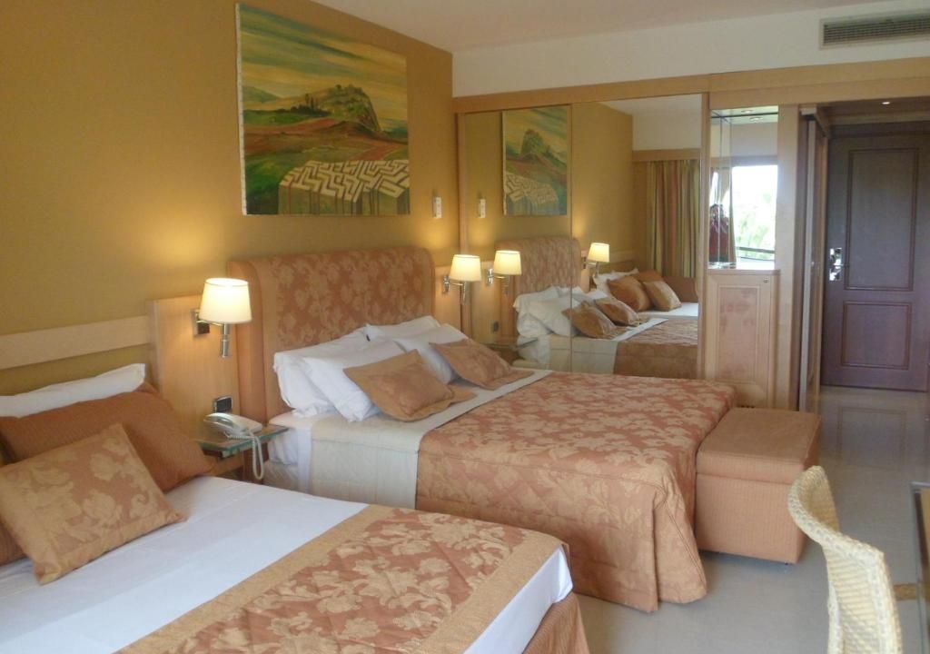 Acacia Resort 2