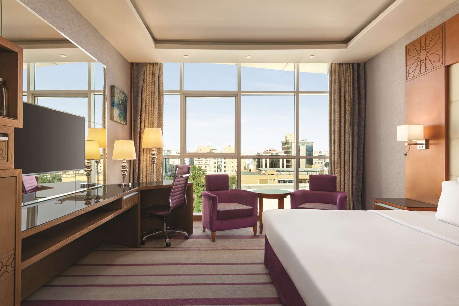 Superior room with city view