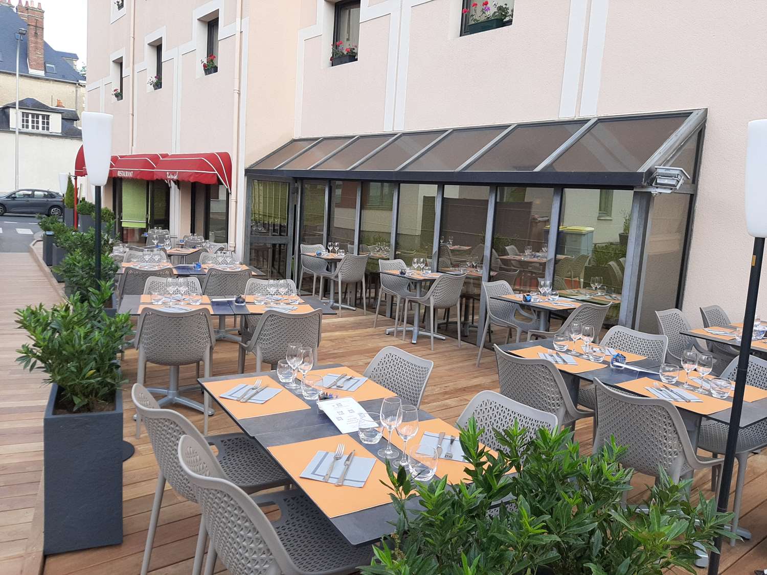 Kyriad Hotel Nevers Centre 2