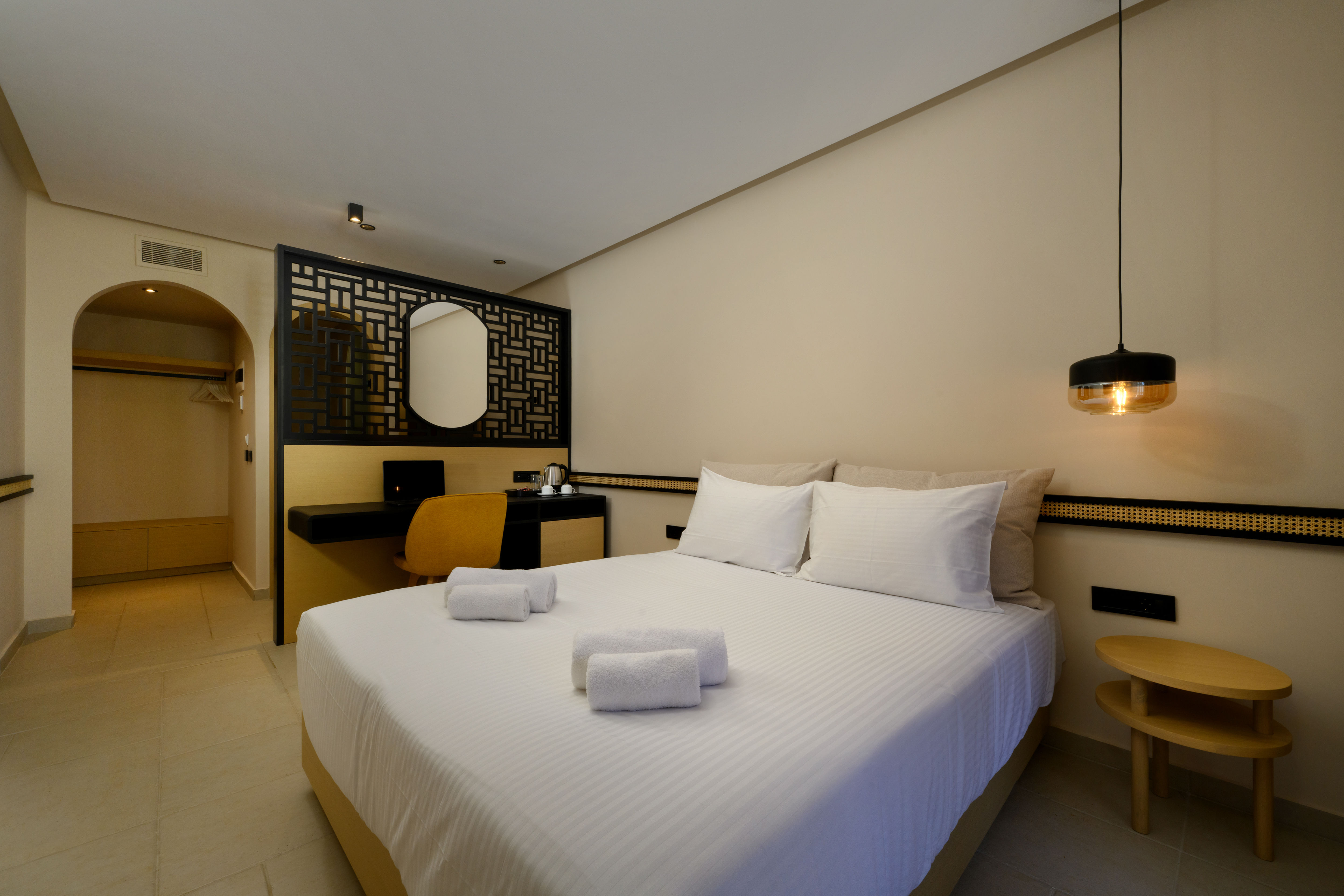 Standard Double Room with Garden View