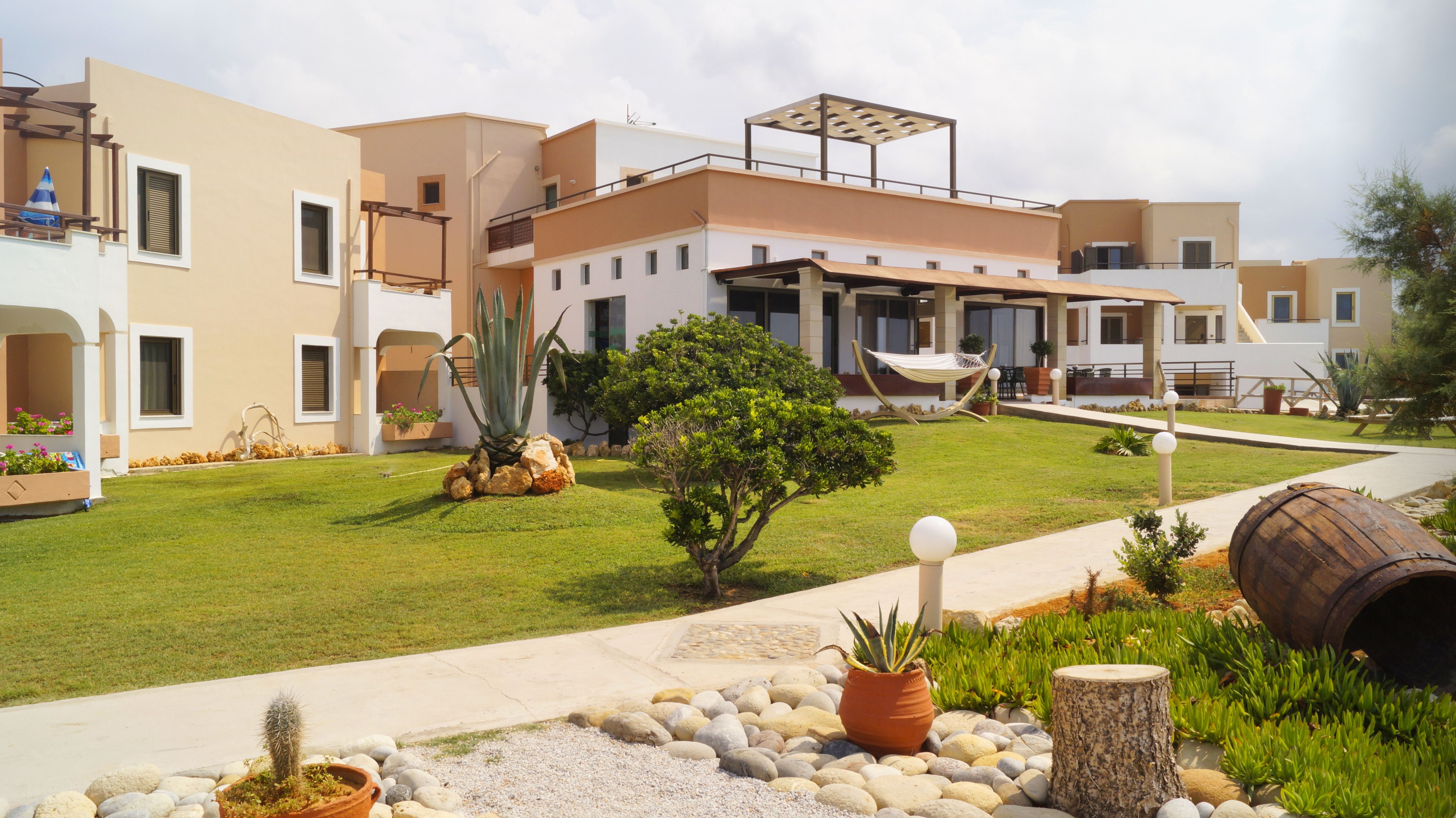 Alkionis Beach Hotel Apartments 2