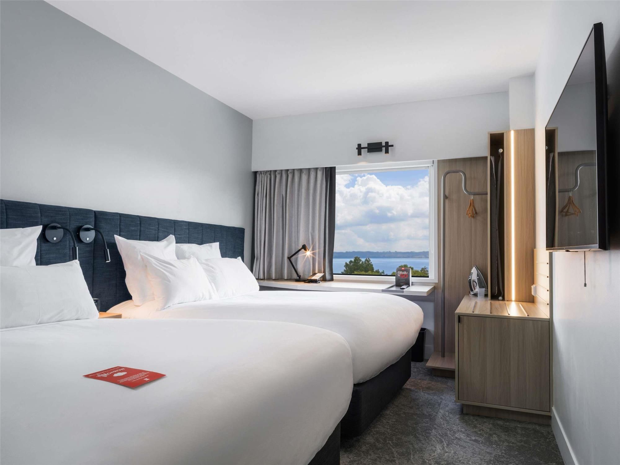 Twin Room with Lake View
