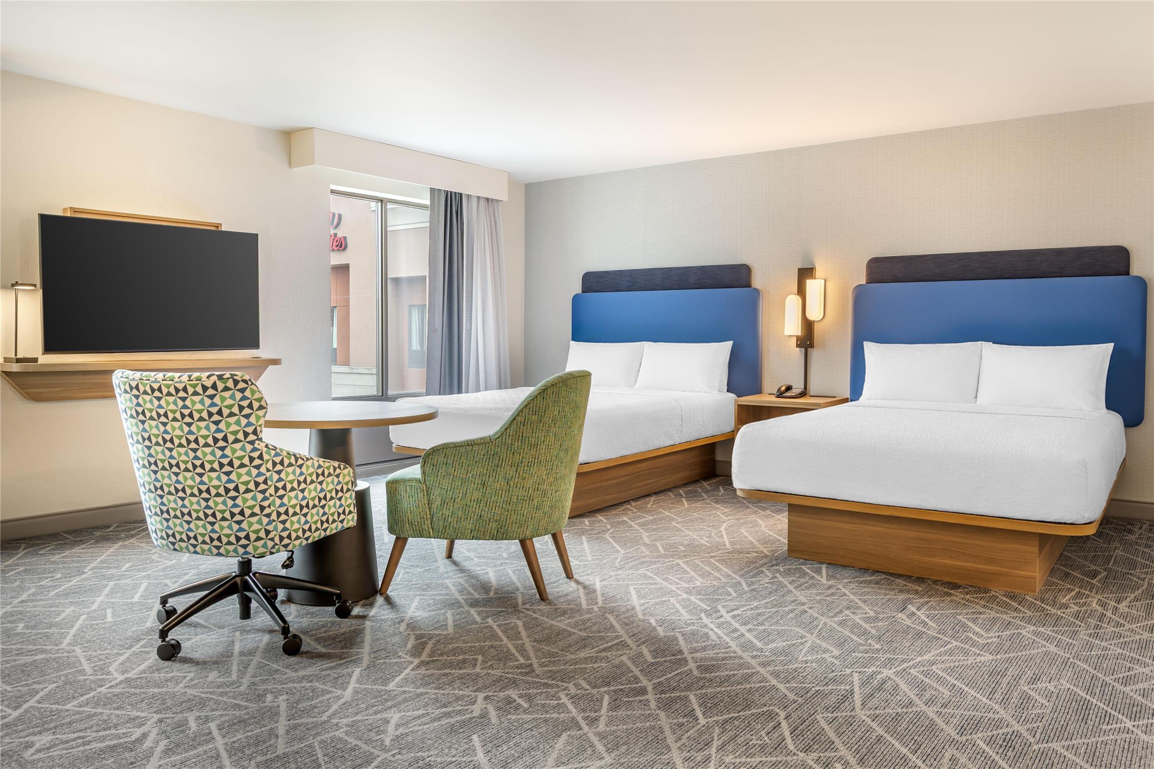Hampton Inn & Suites Cincinnati/Uptown-University Area 1