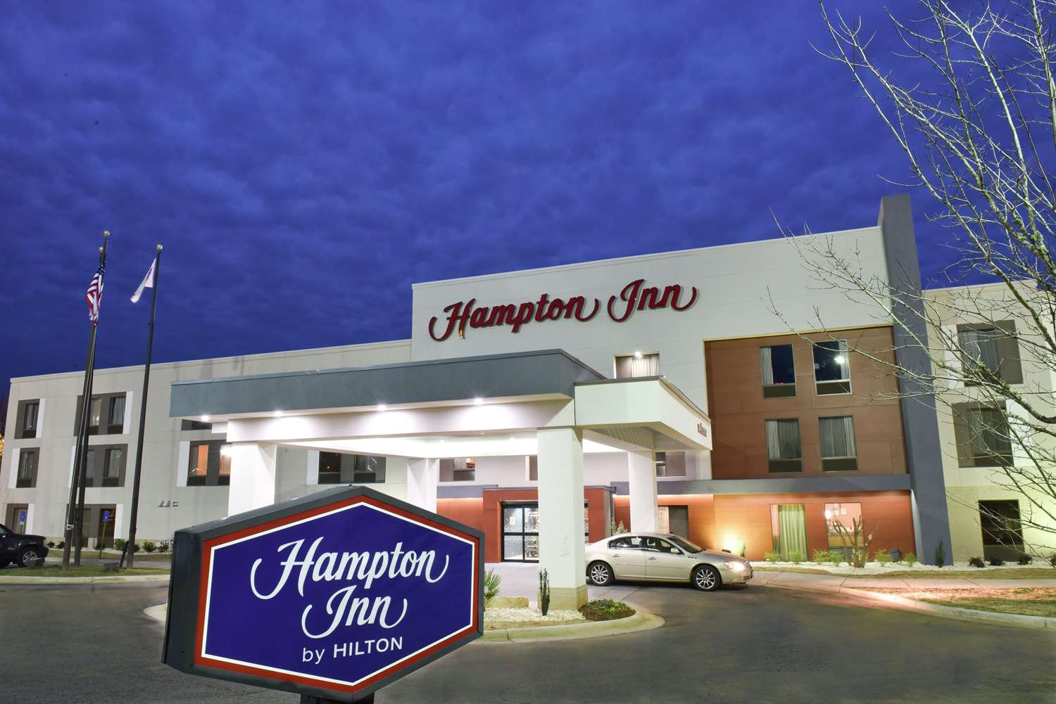 Hampton Inn Madison 1