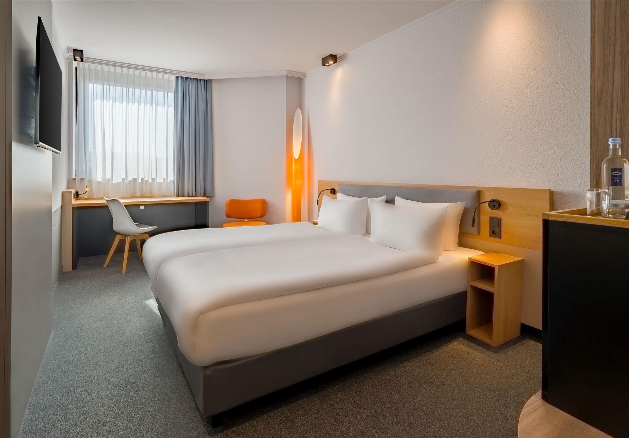 Spark by Hilton Wuppertal City Centre 1