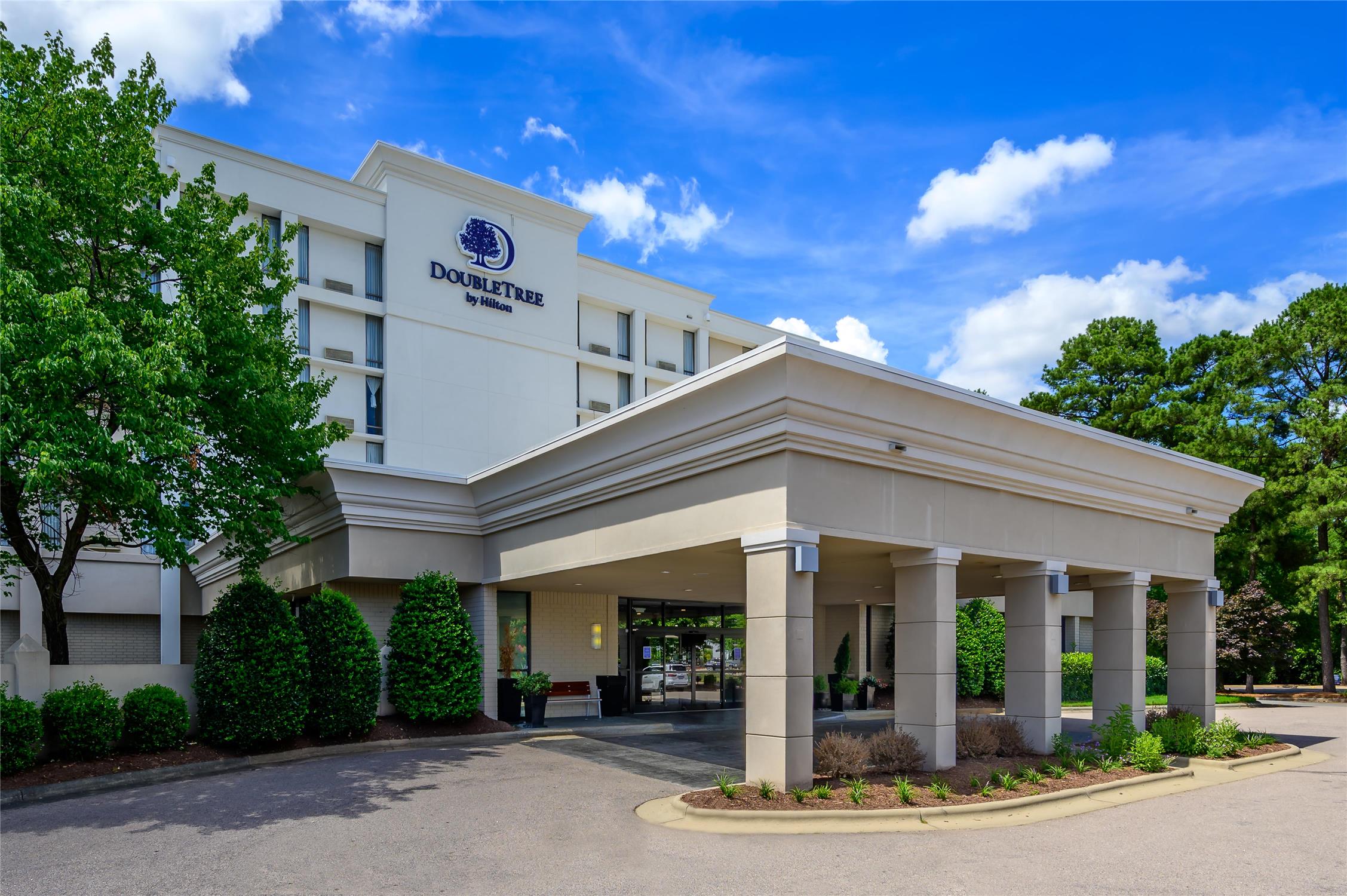 DoubleTree by Hilton Raleigh Midtown 2