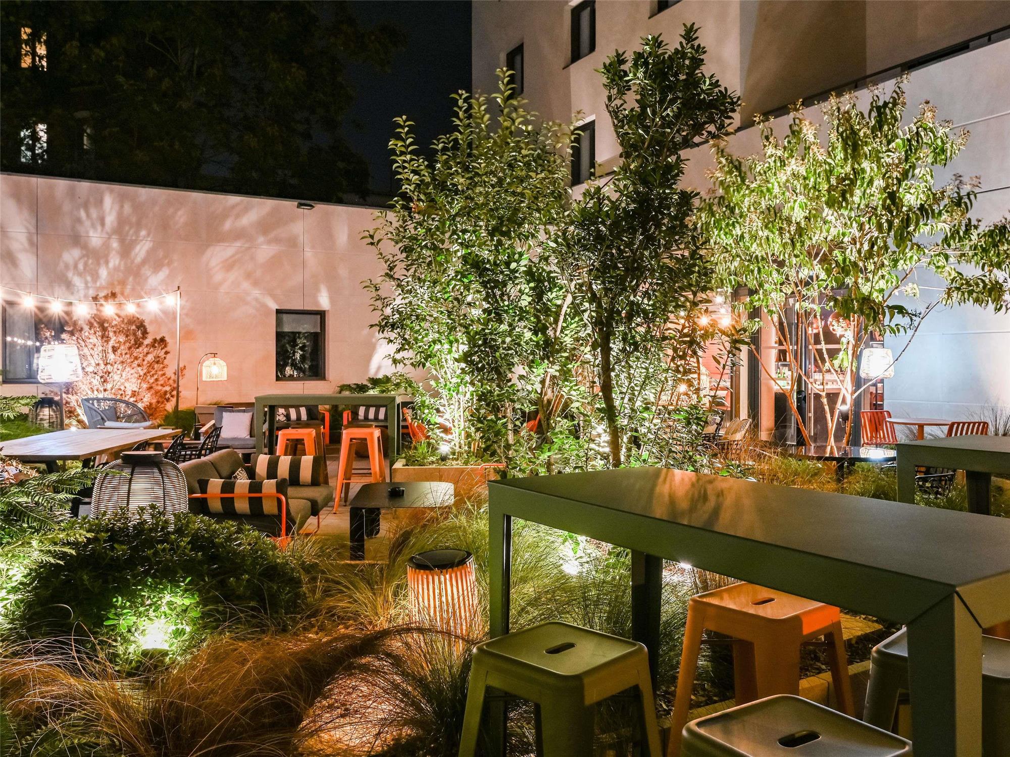 Tribe Paris Saint Ouen 1