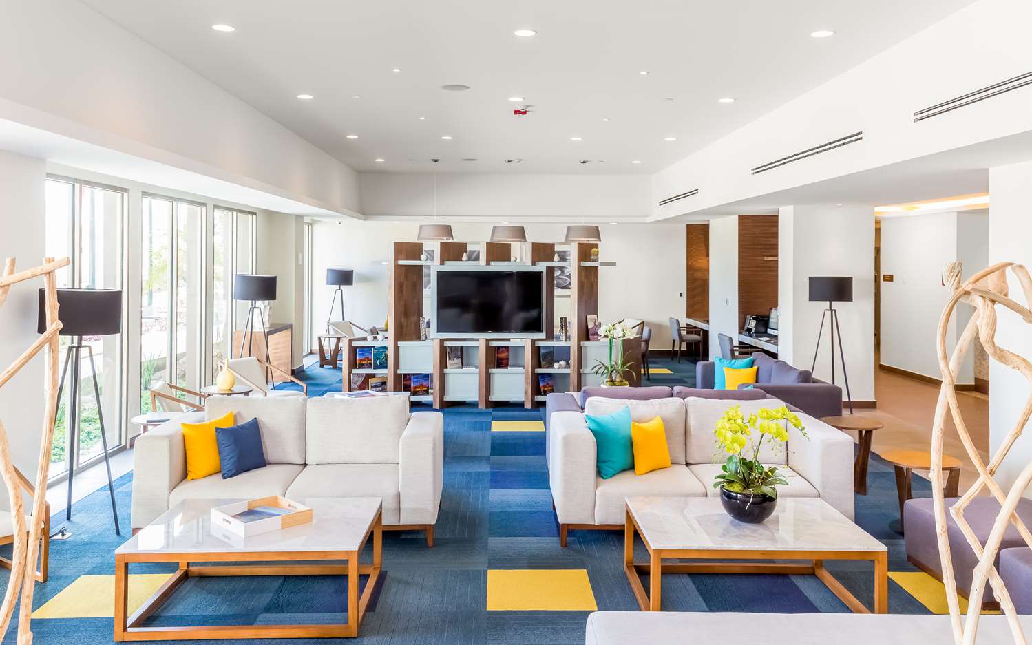 Hampton Inn & Suites by Hilton Los Cabos 2