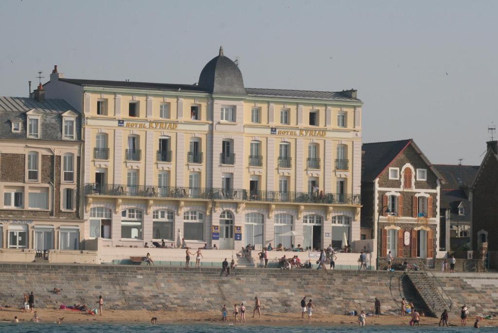 Hotel Kyriad Saint Malo Centre Plage 1