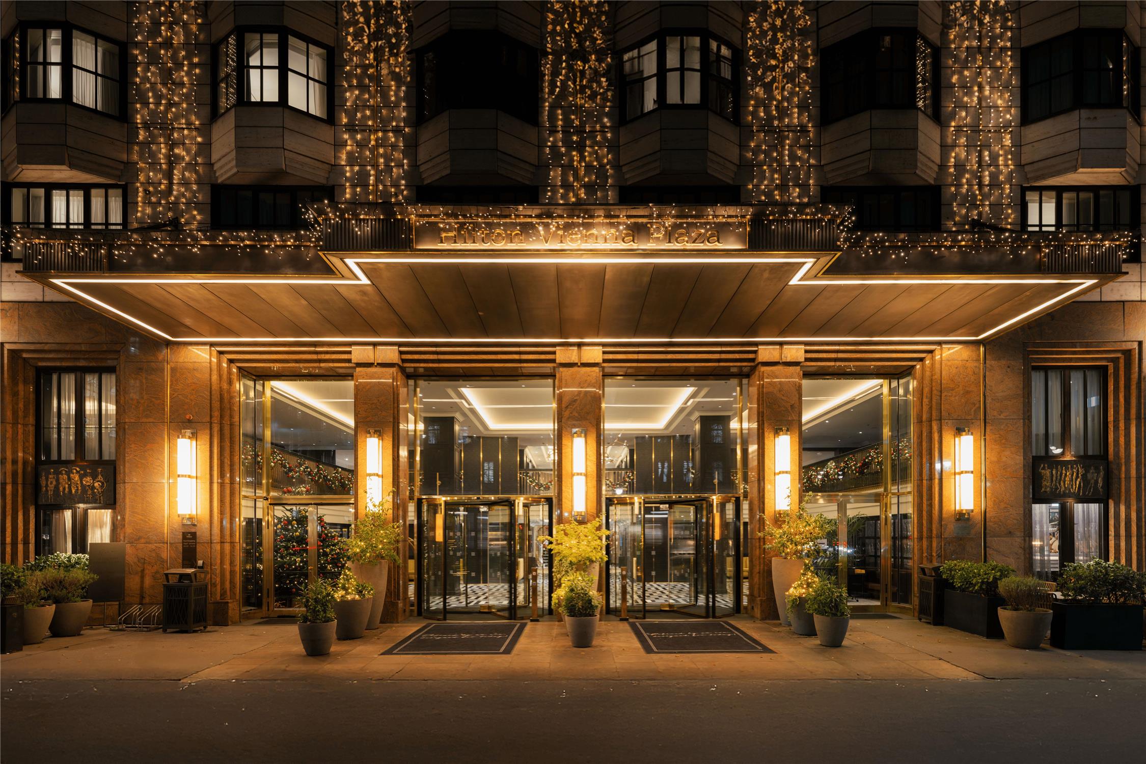 Hilton Vienna Plaza 2