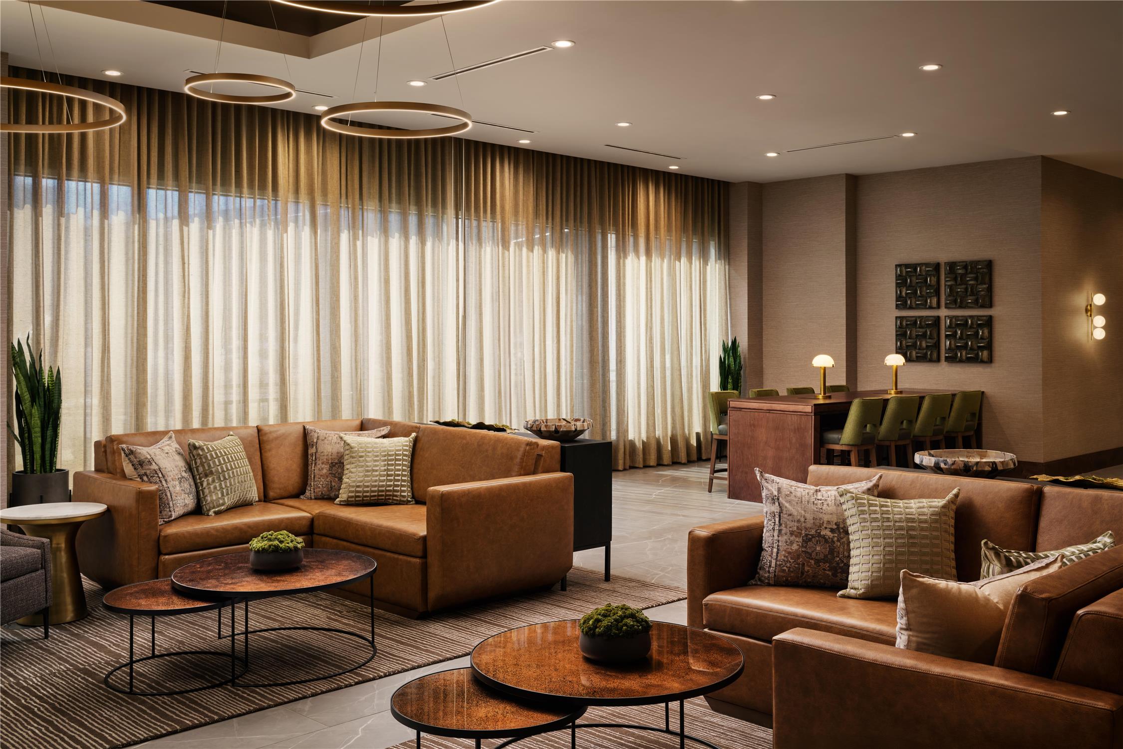Doubletree By Hilton Greenville Airport 2