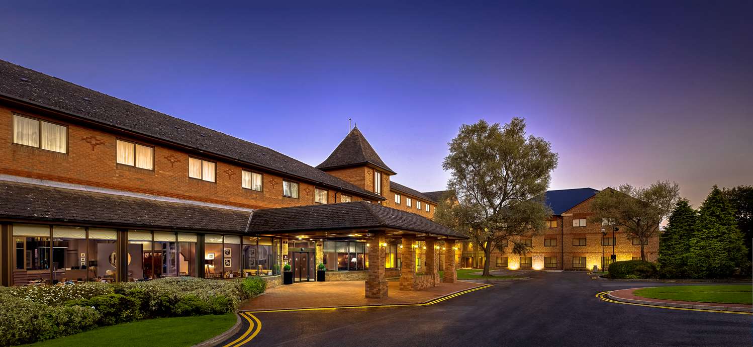DoubleTree by Hilton Sheffield Park 1