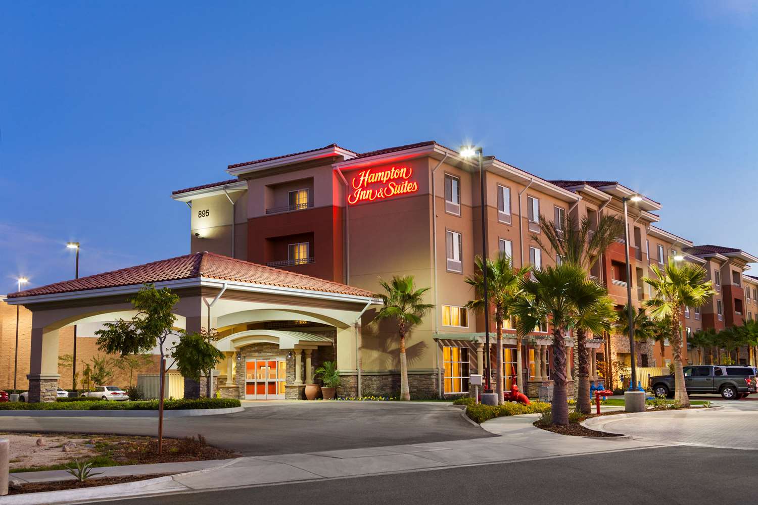 Hampton Inn & Suites San Bernardino 2