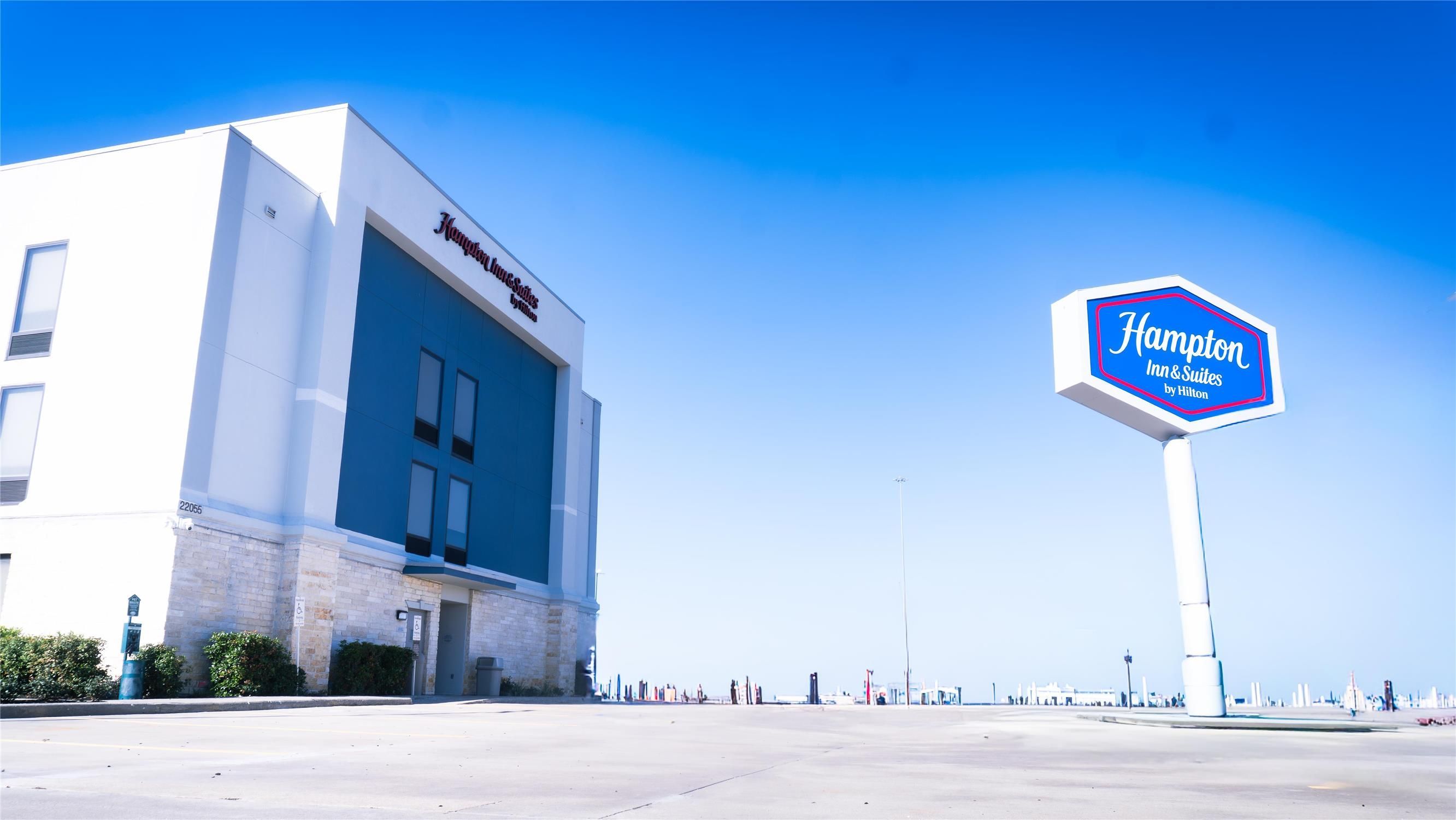 Hampton Inn & Suites Houston-Katy 1