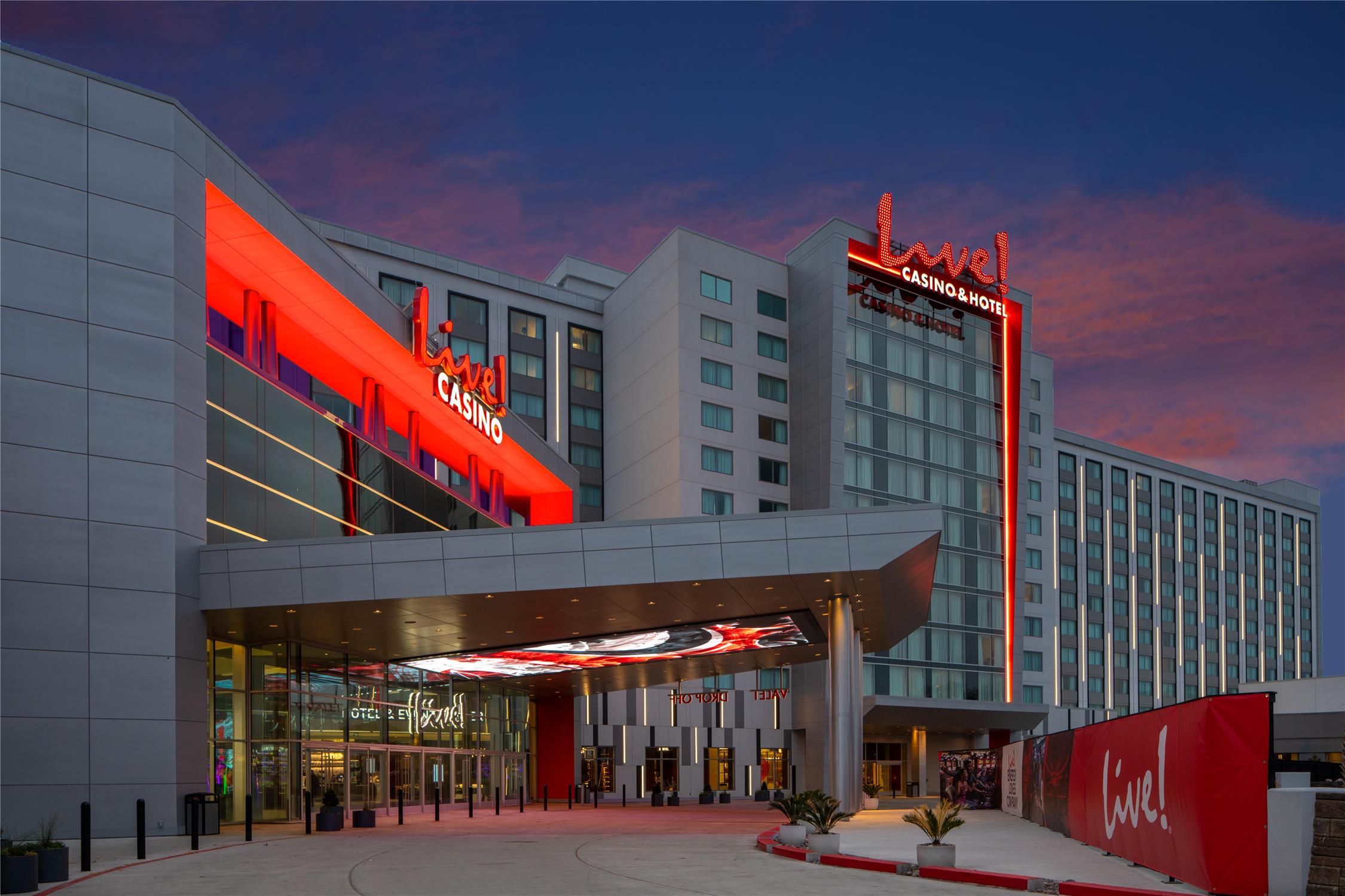 Live Casino & Hotel Louisiana, Curio Collection by Hilton 1