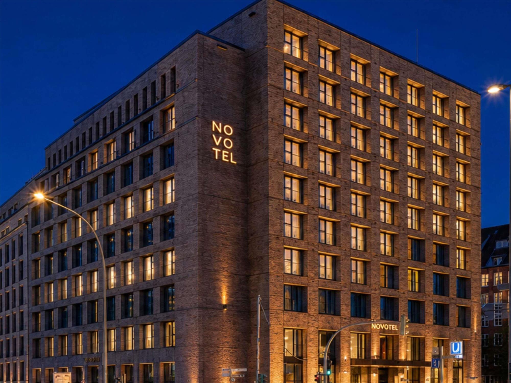 Novotel Hamburg Central Station 1