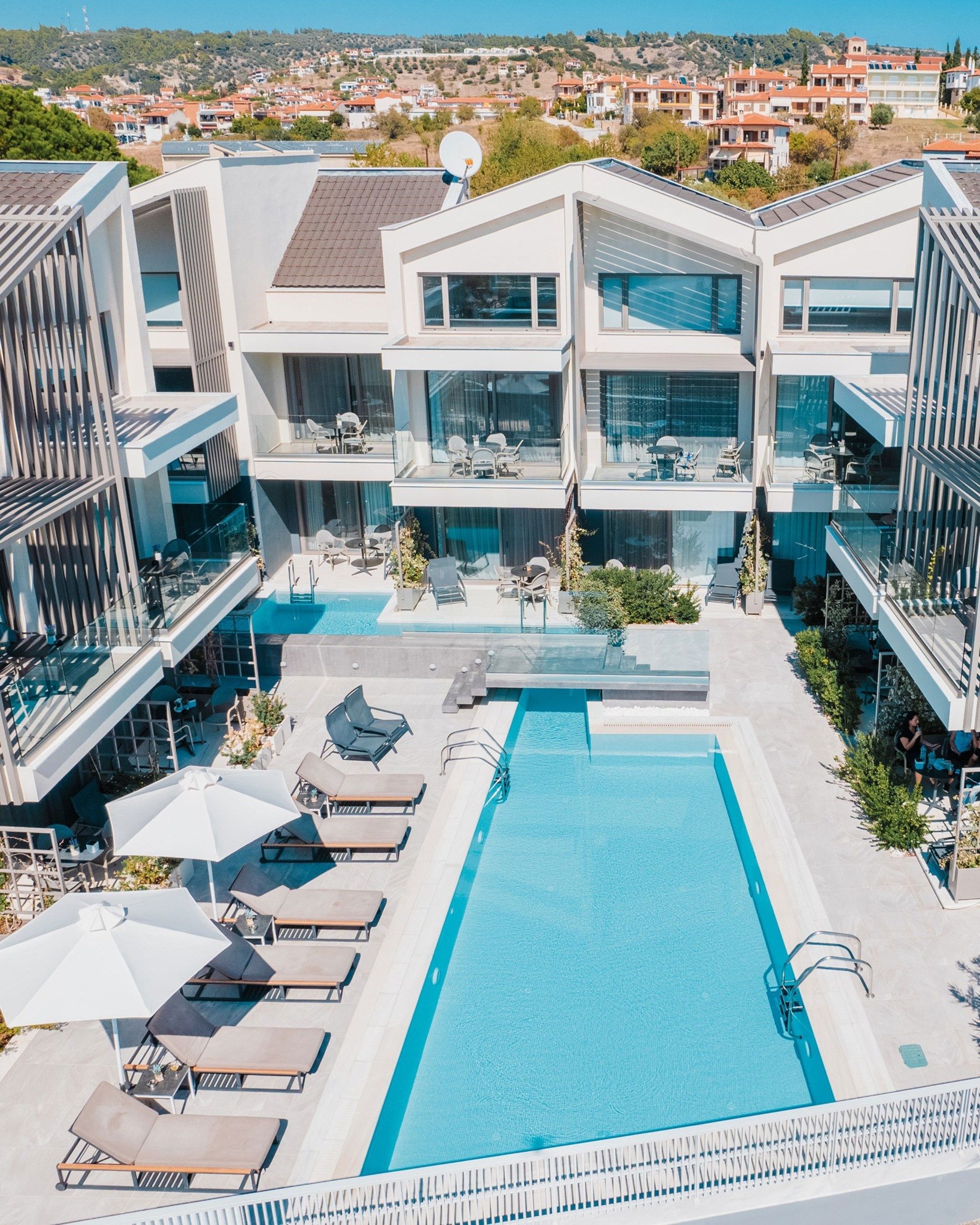 Serenity Suites 2