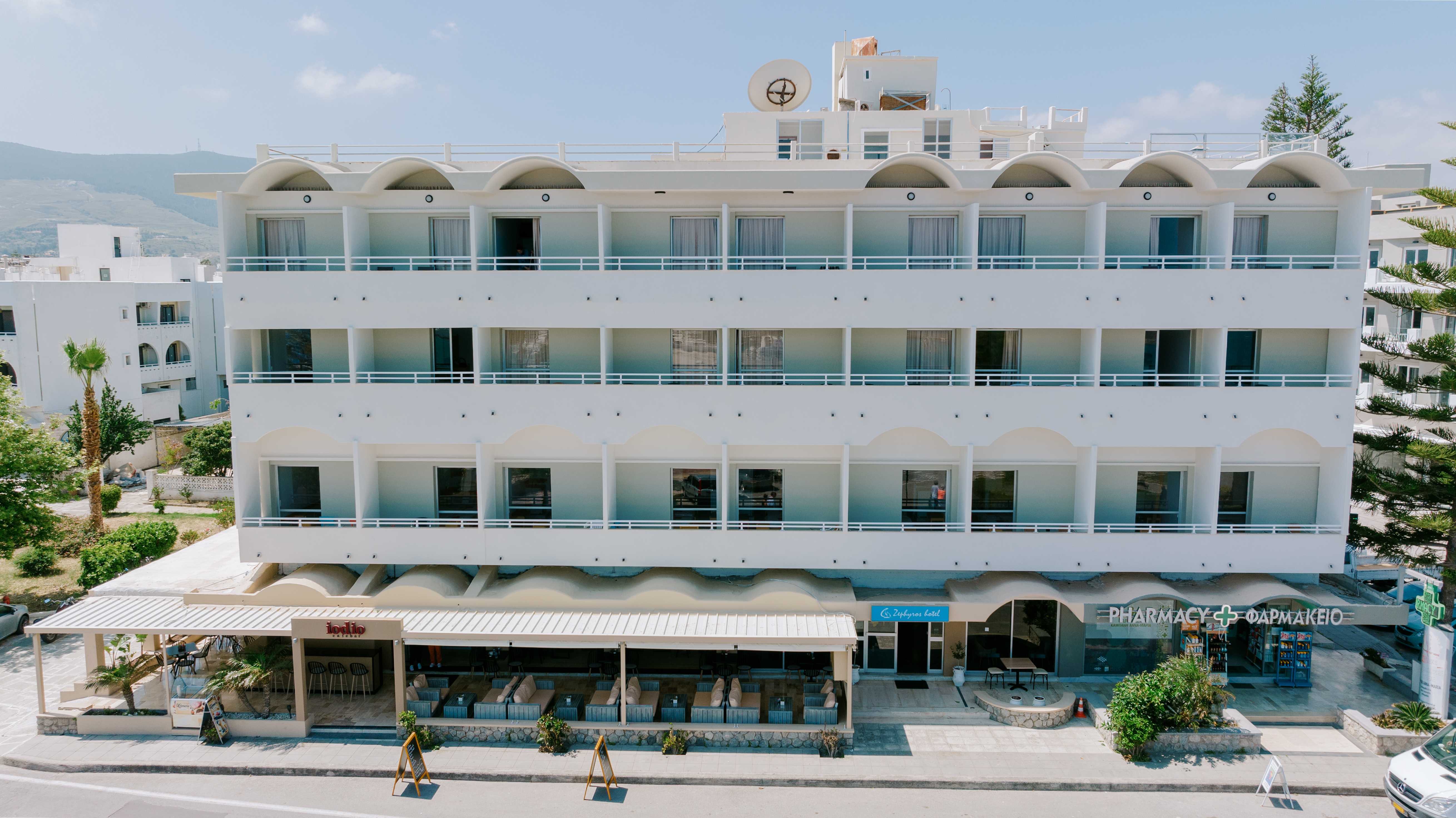 Zephyros Hotel 2