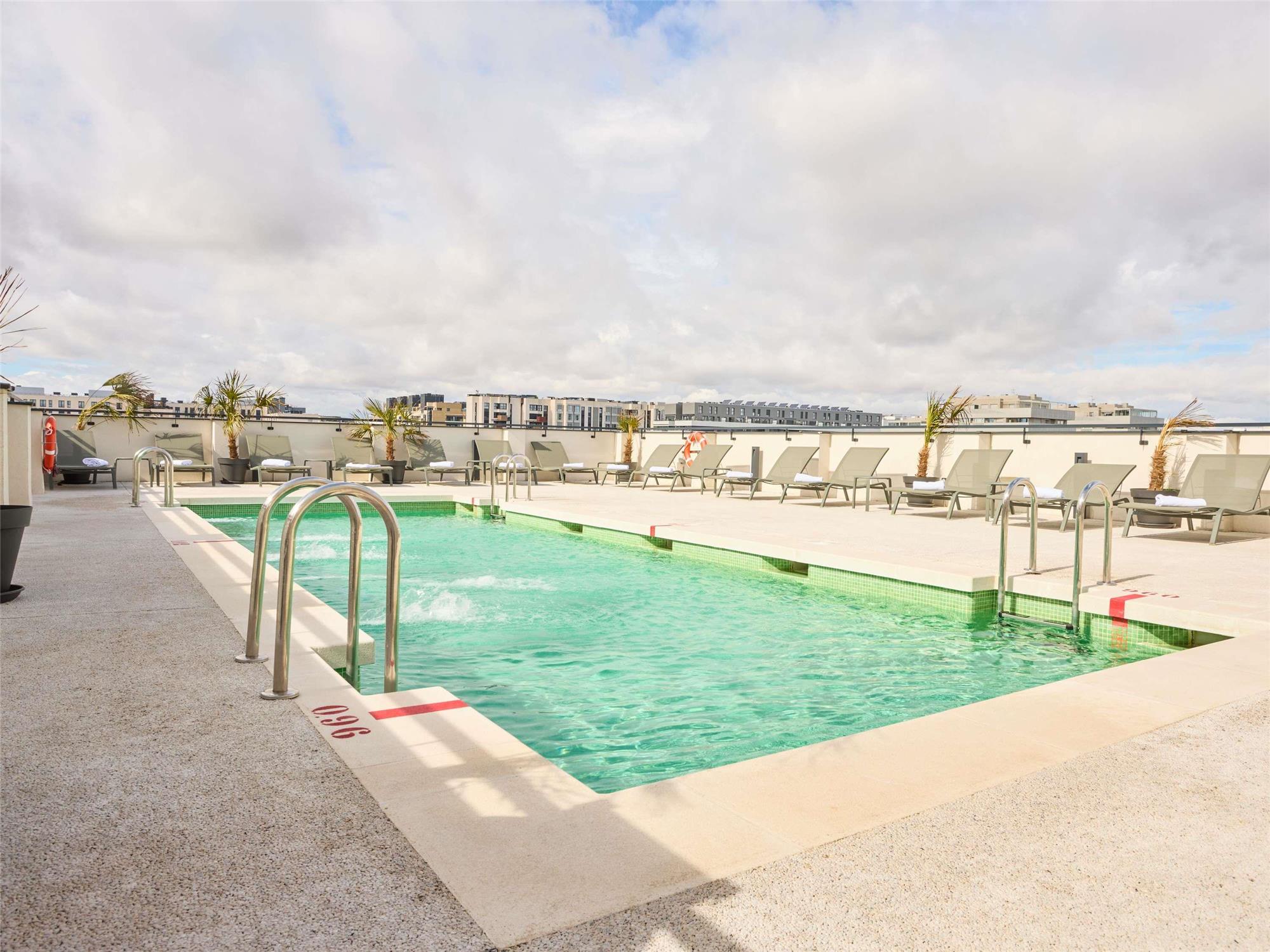 Ibis Styles Madrid Airport Valdebebas 2