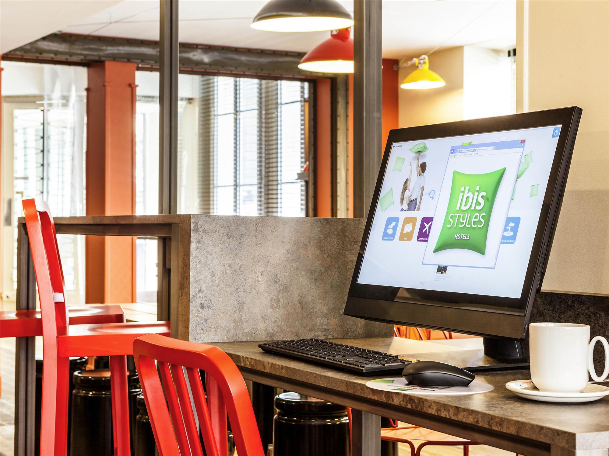 ibis Styles Paris Mairie De Clichy 2