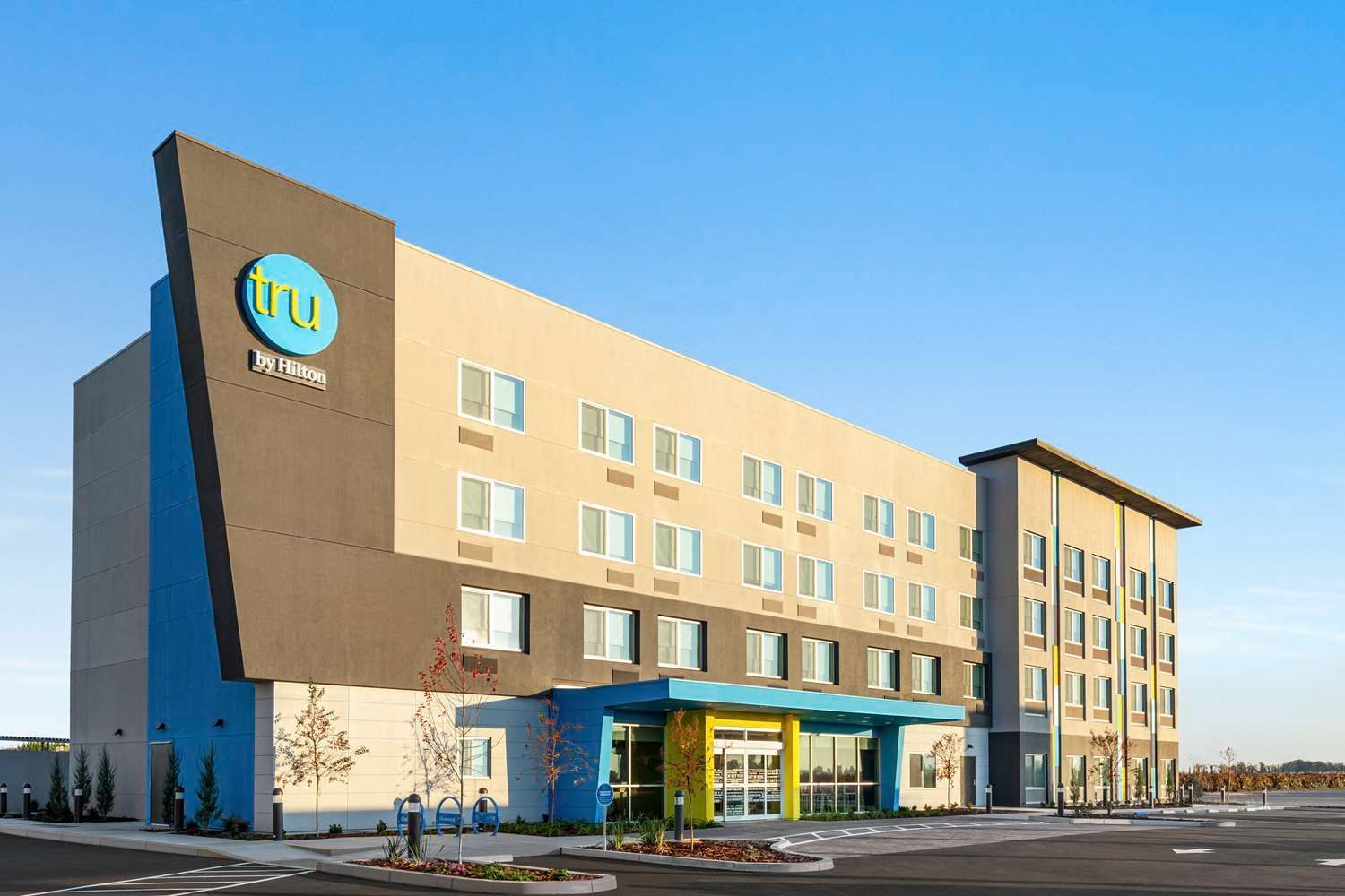 Tru By Hilton Lodi 1