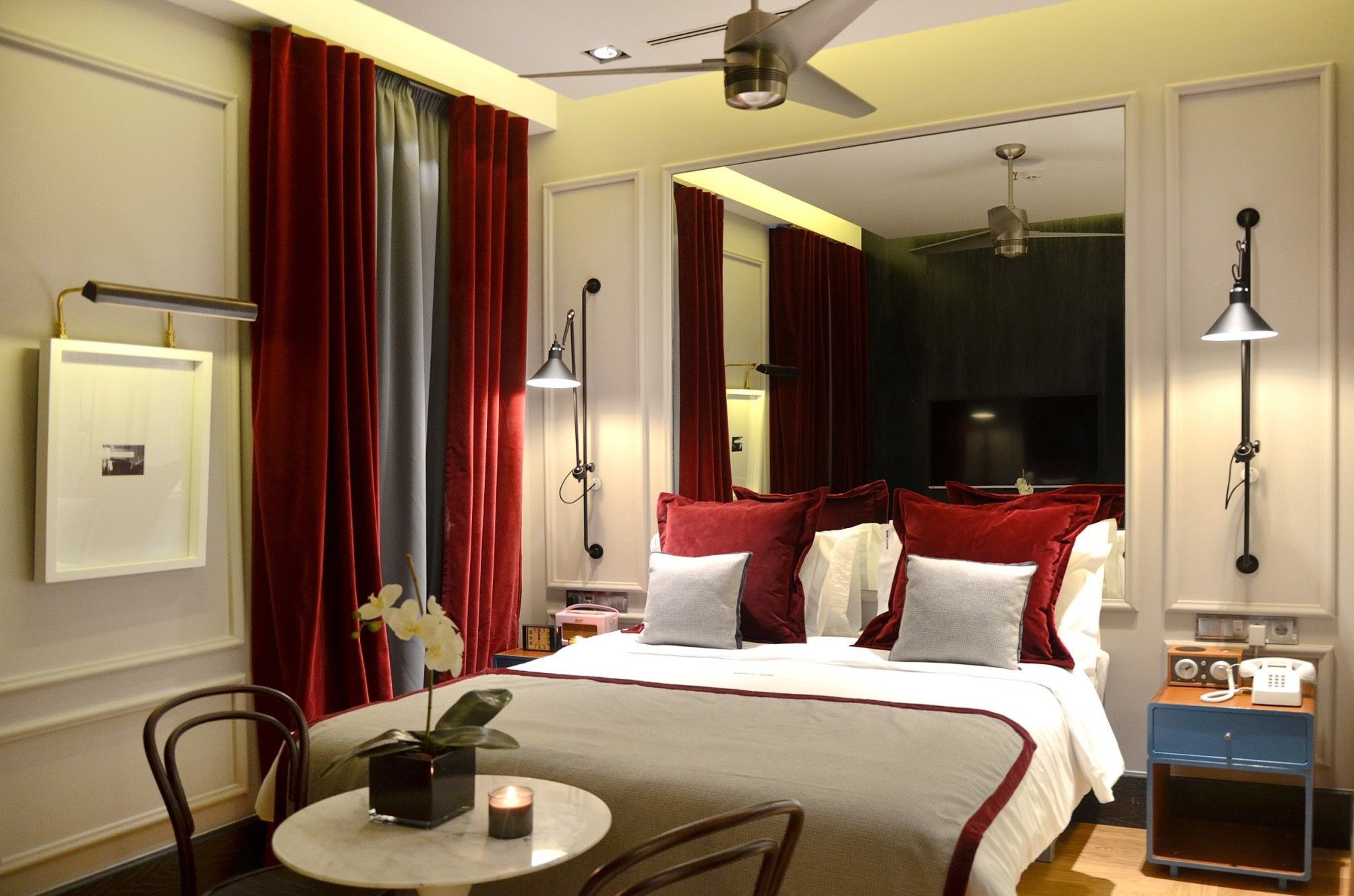 Browns Central Hotel 1