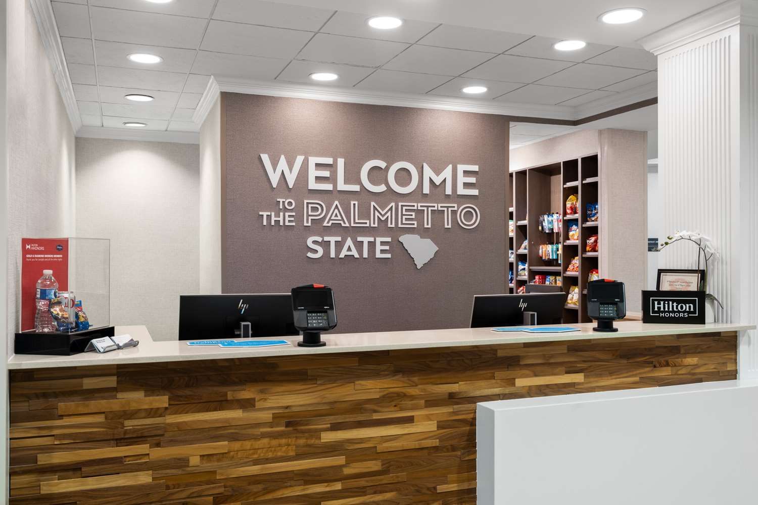 Hampton Inn Charleston-North 2