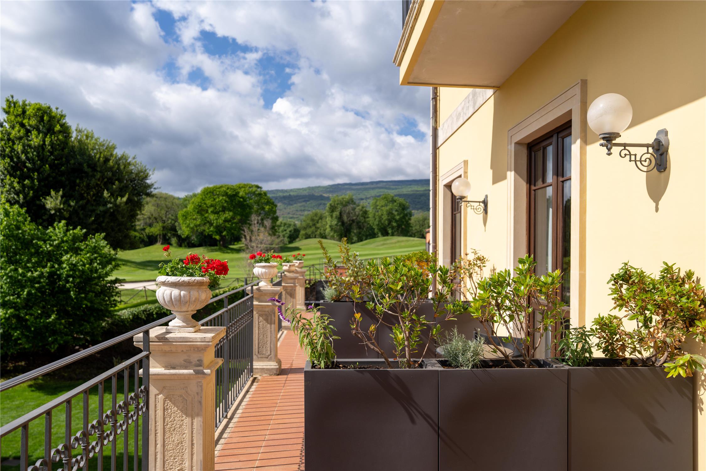 Picciolo Etna Golf Resort & Spa, Curio Collection by Hilton 2