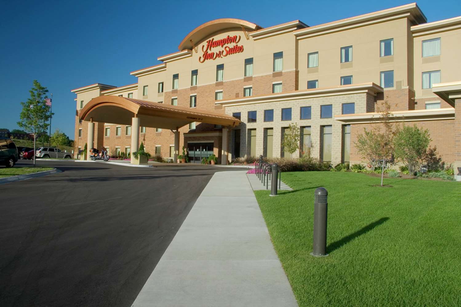 Hampton Inn & Suites Madison-West 1