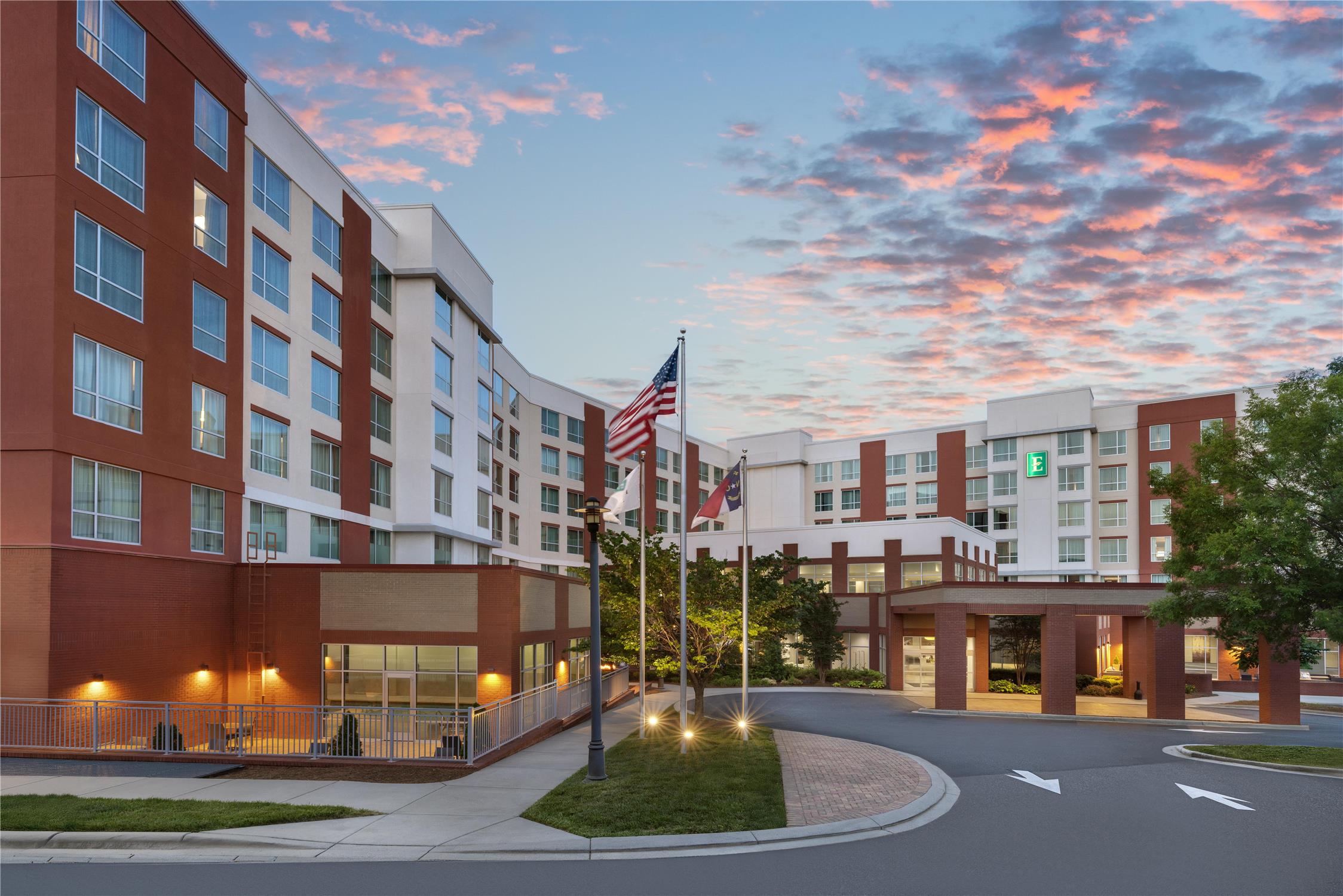 Embassy Suites by Hilton Charlotte Ayrsley 2