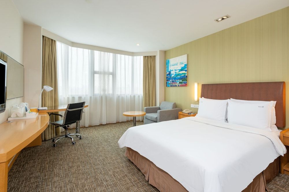 Holiday Inn Express SHANGHAI JINQIAO CENTRAL by IHG 2