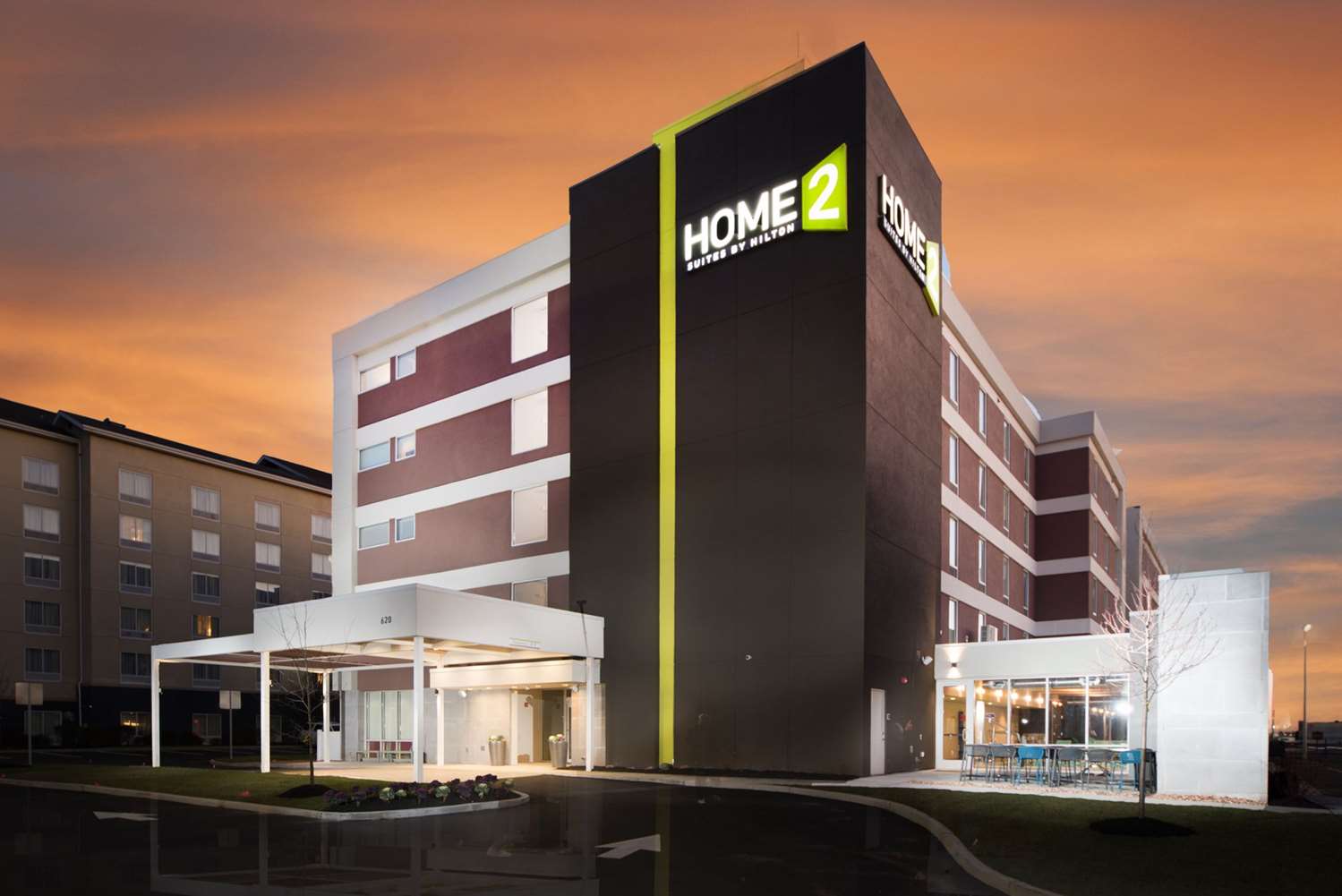 Home2 Suites By Hilton Newark Airport 1