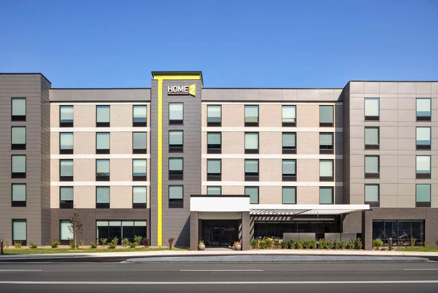 Home2 Suites By Hilton Milwaukee West 1