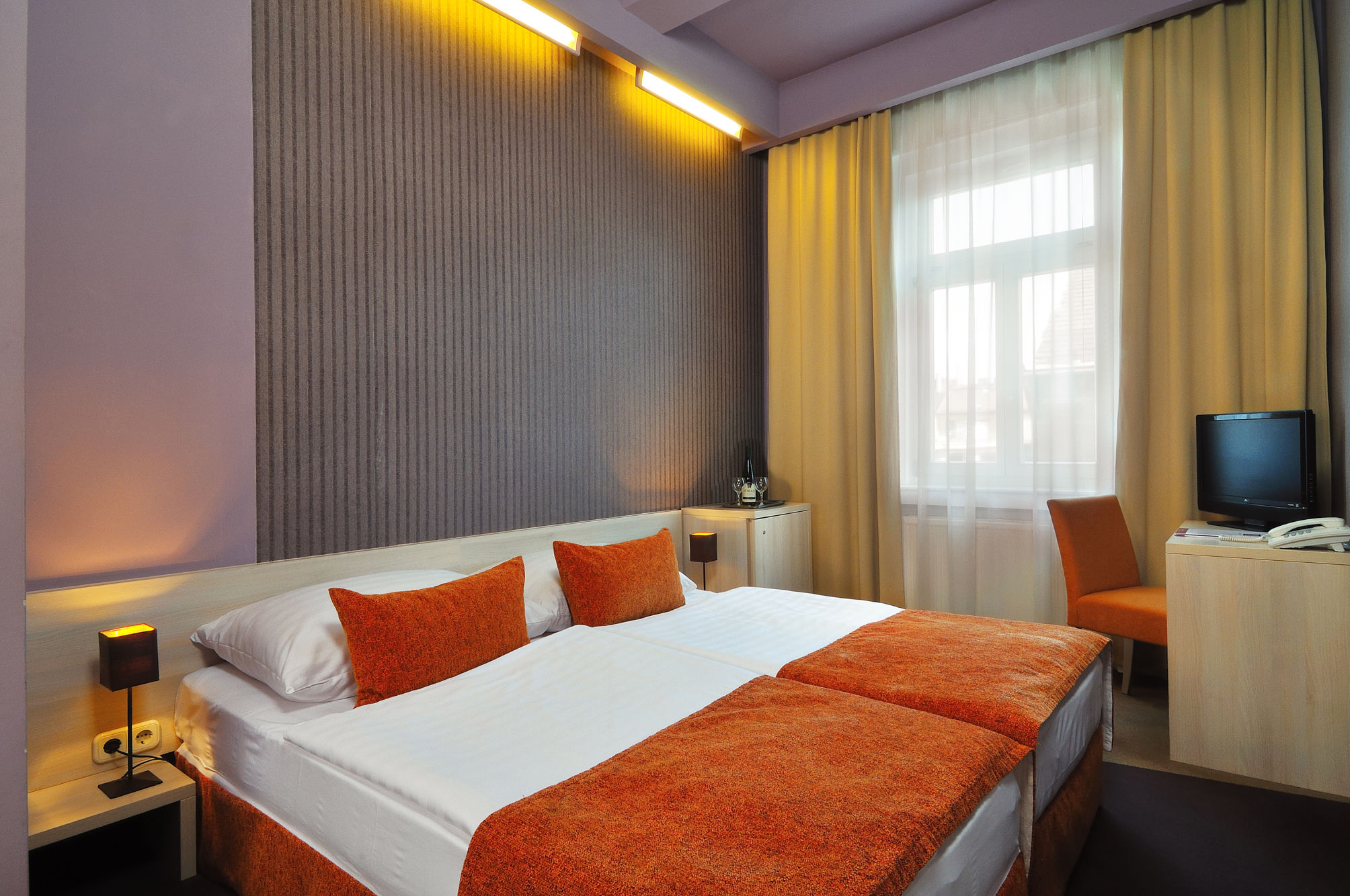 Star Hotel by Mellow Mood Hotels 2