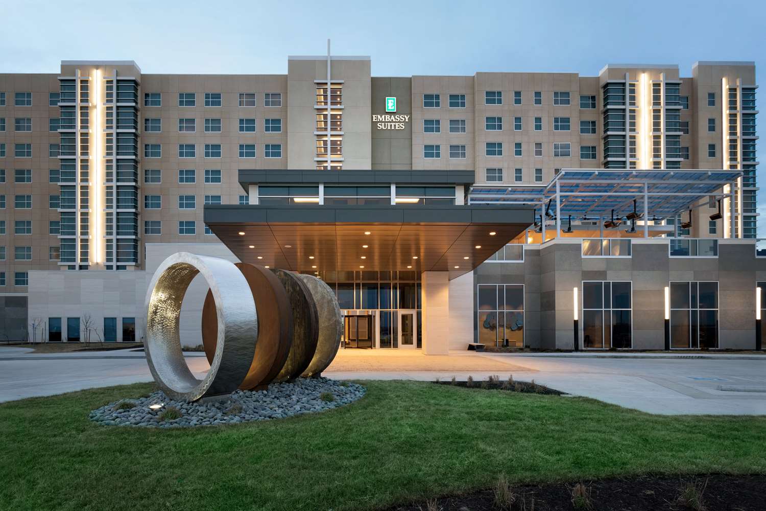 Embassy Suites by Hilton Kansas City/Olathe 1